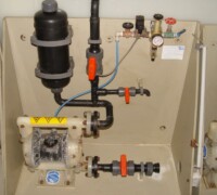 Artikel Nr.: 20673<br><br> 9,5 m³/h, 7 bar Dosierstation mit Druckluftmembranpumpe<br><br><br><br>