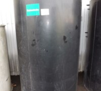 article no.: 23269<br><br> 2,5 m³  used plastic tank with flat bottommade of PE<br><br>MOK<br><br>