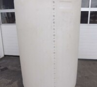 article no.: 28135<br><br> 2m³ used plastic tank PE with flat bottom<br><br>ARICON<br><br>