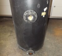 article no.: 28203<br><br> 0.6 m³  used plastic tank PE with flat bottom<br><br><br><br>