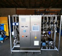 Artikel Nr.: 29753<br><br> 18 m³ / h  Wärmetauscherpumpstation mit unbenutztem Frequenzumformer – Gesteuerte Pumpstation mit Rohrbündelwärmetauscher<br><br>Bosch Pharmatec GmbH<br><br>