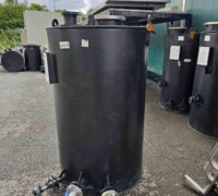 article no.: 30163<br><br> 0,9 m³ used plastic round tank / treatment tank / storage tank / water tank<br><br>Weber Kunststofftechnik<br><br>