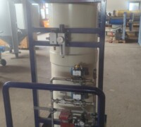 Artikel Nr.: 30441<br><br> 0.29 m³ gebrauchter fahrbarer Kunststoff / Plastik Behälter aus PE mit Flachboden <br><br><br><br>